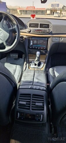 Mercedes E 320 2004, 267,888 km - 3.2 l - Masallı
