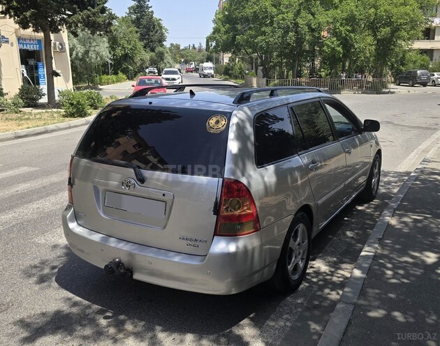 Toyota Corolla 2005, 218,000 km - 1.4 l - Bakı