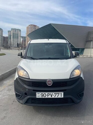 Fiat Doblo 2018, 330,000 km - 1.4 l - Bakı