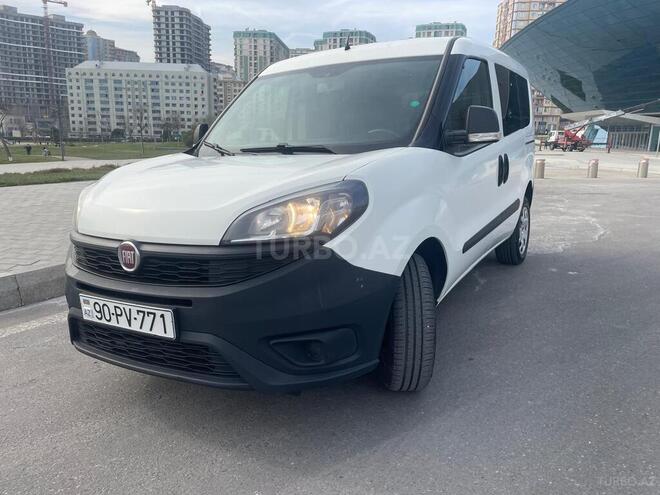 Fiat Doblo 2018, 330,000 km - 1.4 l - Bakı