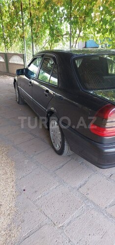 Mercedes C 200 1999, 129,925 km - 2.0 l - Biləsuvar