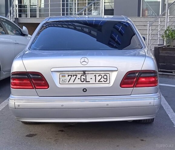 Mercedes E 220 d 2001, 670,000 km - 2.2 l - Quba