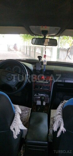 Mercedes C 200 1999, 129,925 km - 2.0 l - Biləsuvar