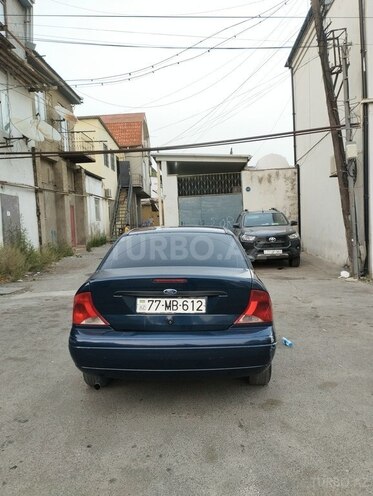 Ford Focus 2002, 243,954 km - 2.0 l - Bakı