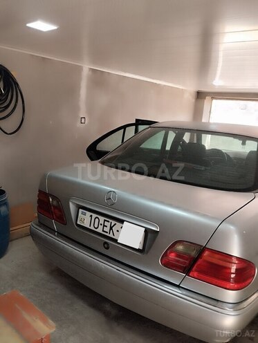 Mercedes E 200 1996, 341,000 km - 2.0 л - Bakı