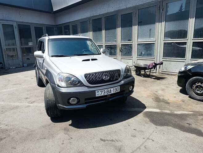 Hyundai Terracan 2003, 240,000 km - 2.9 л - Bakı