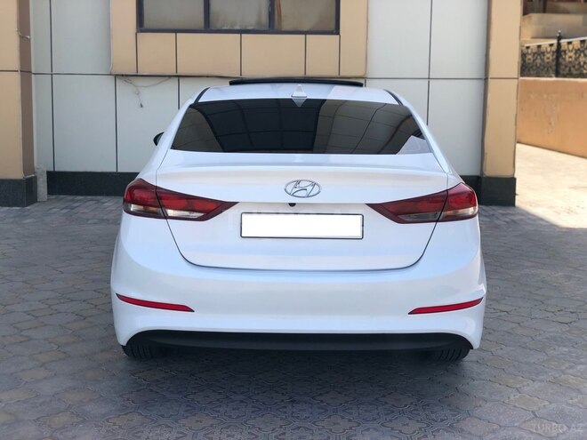 Hyundai Elantra 2017, 75,639 km - 2.0 l - Bakı