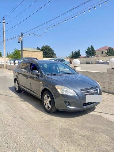 Kia  2008, 270,000 km - 1.6 л - Bakı