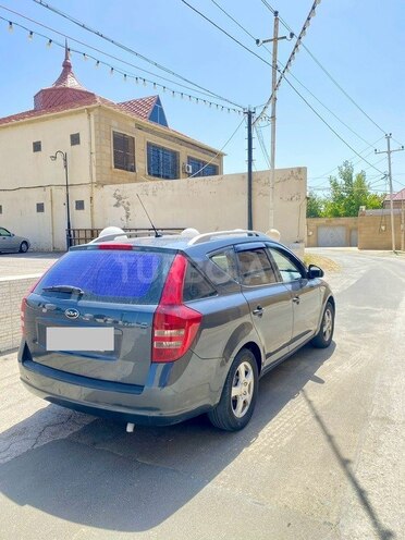 Kia  2008, 270,000 km - 1.6 л - Bakı