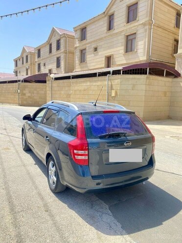 Kia  2008, 270,000 km - 1.6 л - Bakı