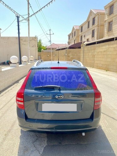 Kia  2008, 270,000 km - 1.6 л - Bakı