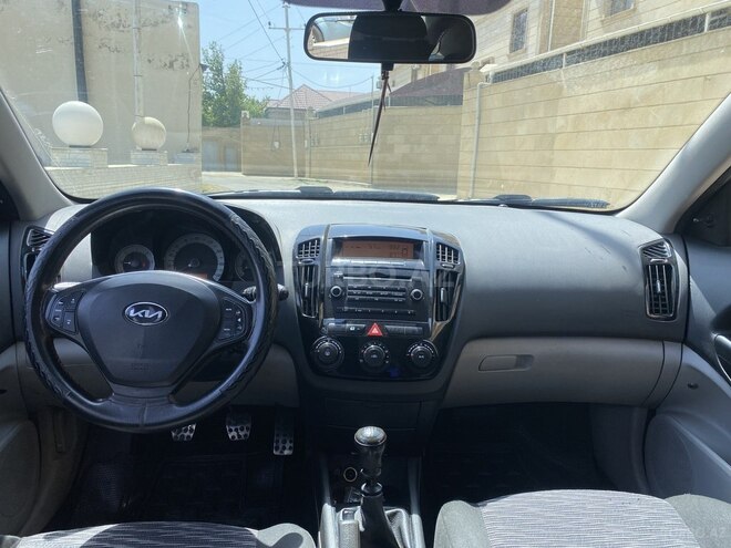 Kia  2008, 270,000 km - 1.6 л - Bakı