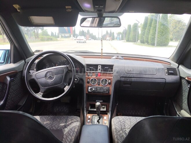 Mercedes C 220 d 1994, 664,850 km - 2.2 l - Tovuz