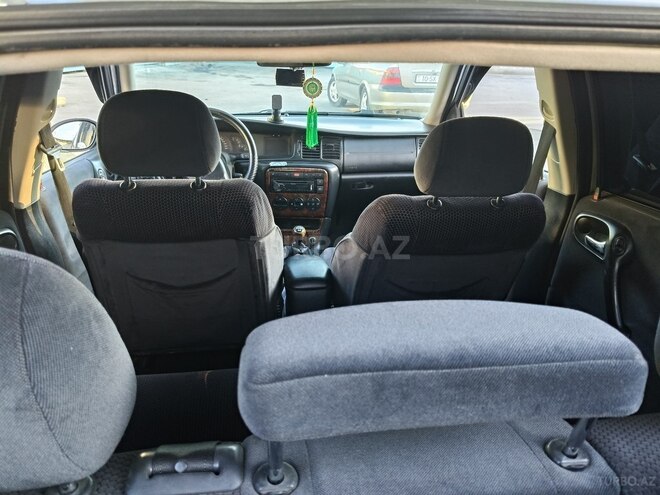 Opel Vectra-13