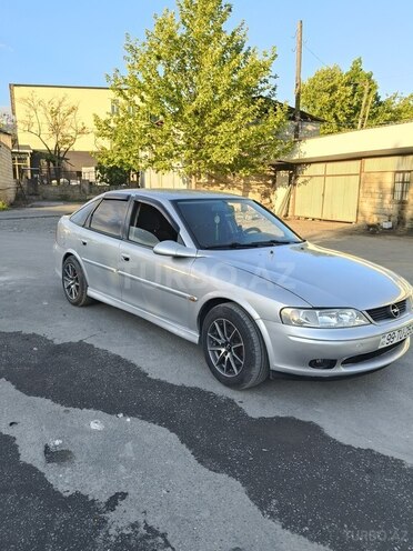 Opel Vectra-7