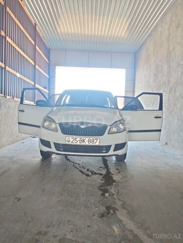 Skoda Fabia 2013, 326,530 km - 1.2 l - Gəncə