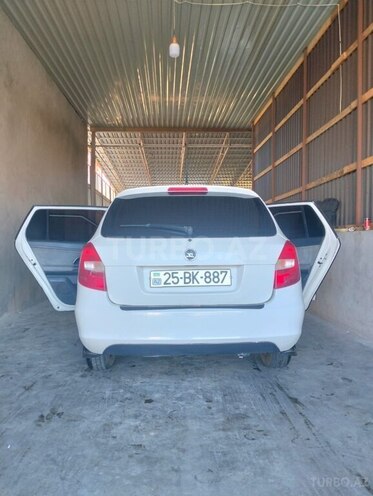 Skoda Fabia 2013, 326,530 km - 1.2 l - Gəncə