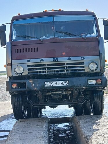 KamAz 55111 1994, 700,000 km - 11.0 l - Salyan