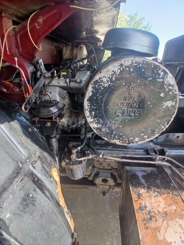 KamAz 55111 1994, 700,000 km - 11.0 l - Salyan