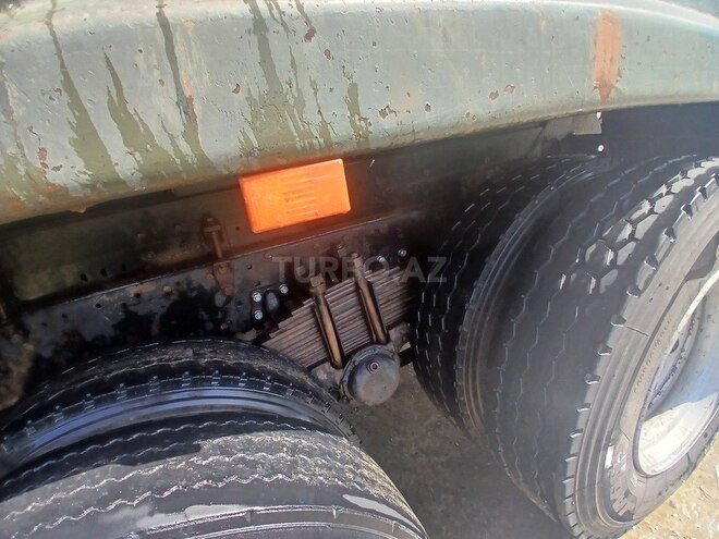KamAz 55111 1994, 700,000 km - 11.0 l - Salyan