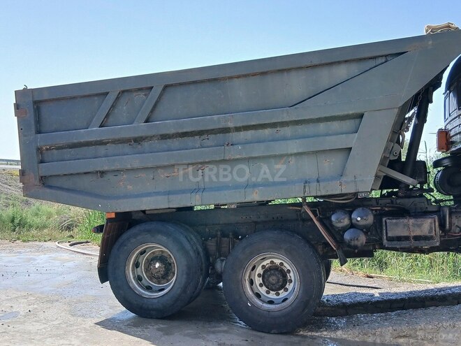 KamAz 55111 1994, 700,000 km - 11.0 l - Salyan