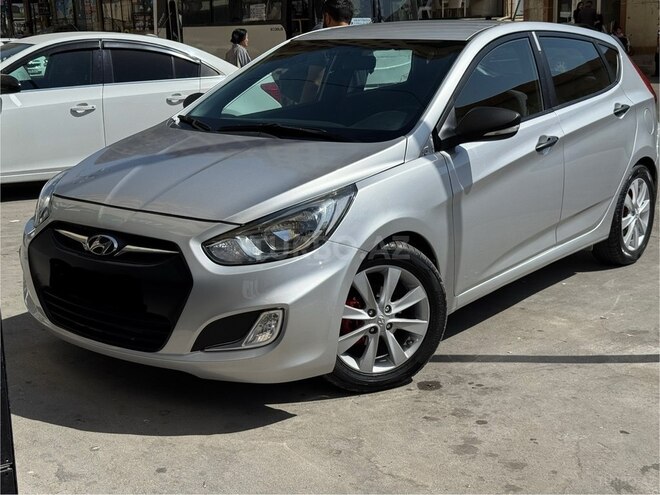 Hyundai Accent 2013, 305,000 km - 1.6 l - Bakı