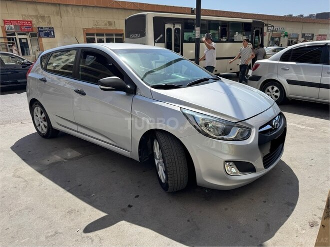 Hyundai Accent 2013, 305,000 km - 1.6 l - Bakı