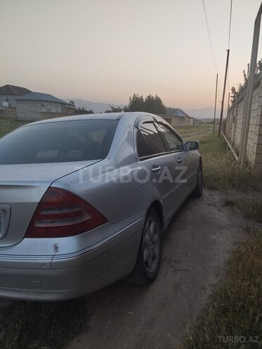 Mercedes C 240 2000, 410,000 km - 2.4 l - Masallı