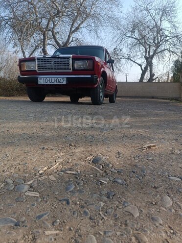 LADA (VAZ) 2107 2007, 95,000 km - 1.6 l - Salyan