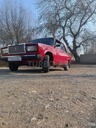 LADA (VAZ) 2107 2007, 95,000 km - 1.6 l - Salyan