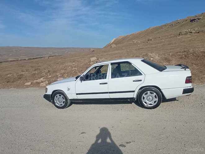 Mercedes E 250 1993, 600,000 km - 2.5 л - Bakı