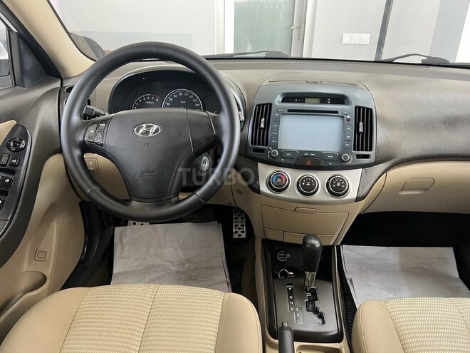 Hyundai Elantra 2010, 182,000 km - 1.6 l - Bakı