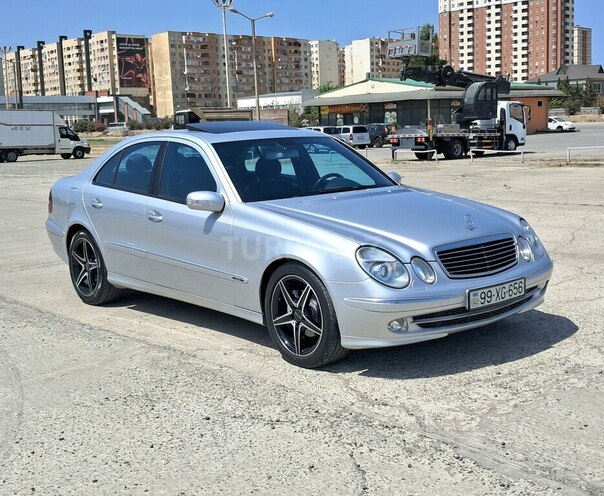 Mercedes E 270 2002, 369,213 km - 2.7 l - Xırdalan