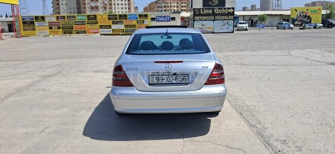 Mercedes E 270 2002, 369,213 km - 2.7 l - Xırdalan