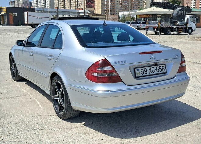 Mercedes E 270 2002, 369,213 km - 2.7 l - Xırdalan