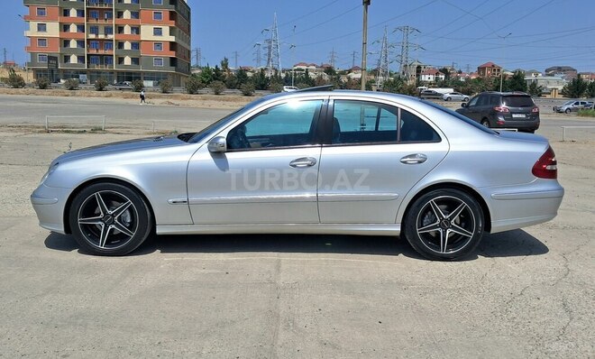 Mercedes E 270 2002, 369,213 km - 2.7 l - Xırdalan