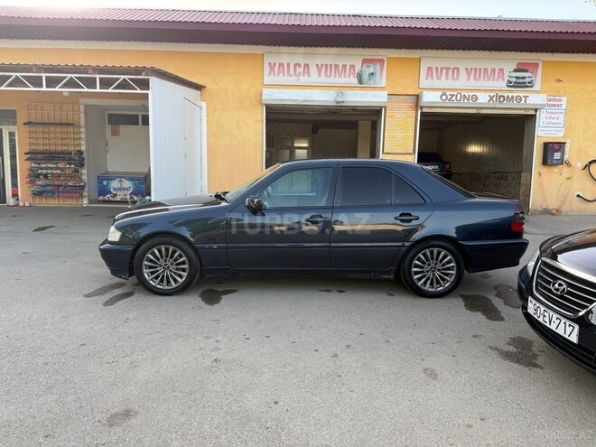 Mercedes C 200 2000, 340,000 km - 2.0 l - Qusar