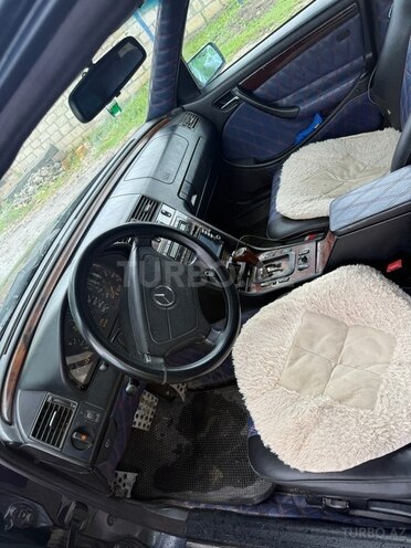 Mercedes C 200 2000, 340,000 km - 2.0 l - Qusar