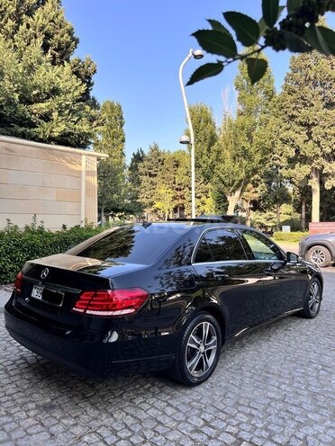 Mercedes E 220 d 2014, 178,000 km - 2.2 l - Bakı