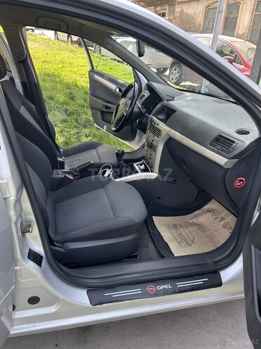 Opel Astra 2007, 280,000 km - 1.4 l - Bakı