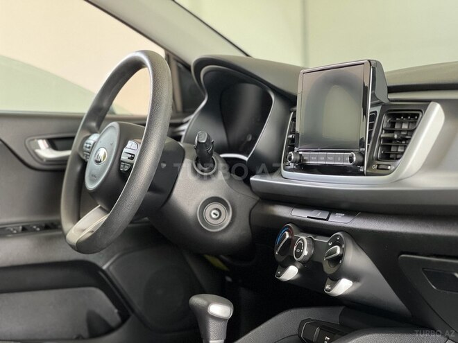 Kia Rio-9