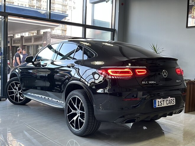 Mercedes GLC 300 e 4MATIC 2023, 8,000 km - 2.0 л - Bakı