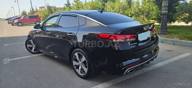 Kia Optima-5