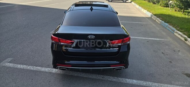 Kia Optima-13