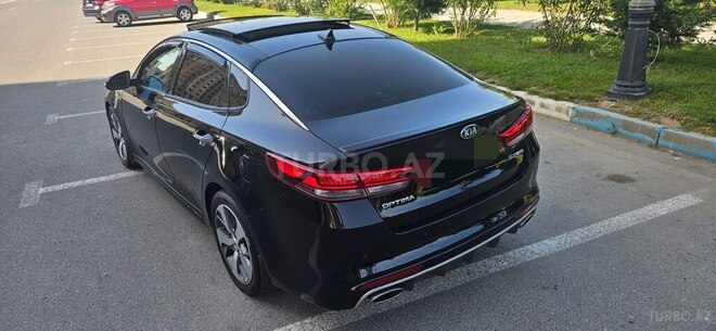 Kia Optima-15