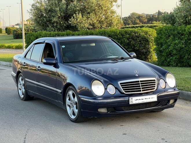 Mercedes E 220 d 2000, 283,588 km - 2.2 l - Bakı