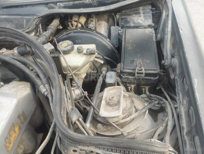 Mercedes E 220 1995, 326,200 km - 2.2 l - Bərdə