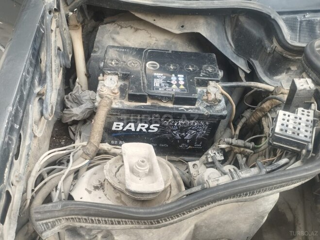 Mercedes E 220 1995, 326,200 km - 2.2 l - Bərdə