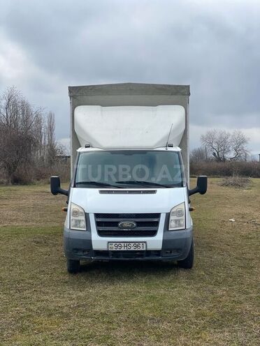 Ford Transit 2010, 360,000 km - 3.2 l - Quba