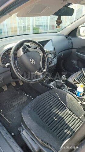 Hyundai i30 2011, 315,975 km - 1.6 л - Bakı